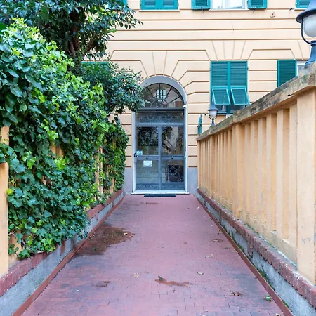 Apartment Joivy Family Friendly For 6, Near Royal Palace Museum Genoa