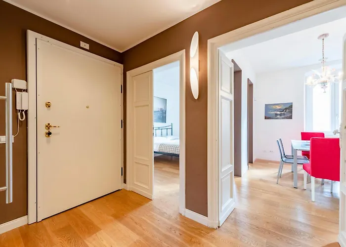 Joivy Family Friendly For 6, Near Royal Palace Museum
