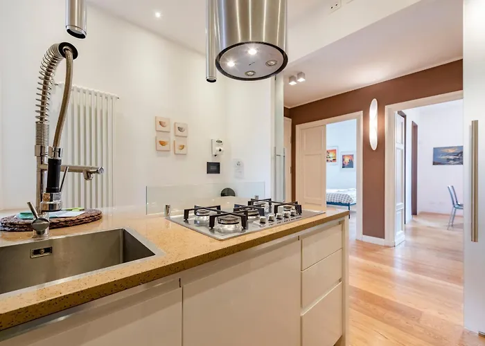 Apartman Joivy Family Friendly For 6, Near Royal Palace Museum Genova