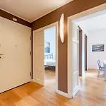 Joivy Family Friendly For 6, Near Royal Palace Museum