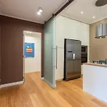 Joivy Family Friendly For 6, Near Royal Palace Museum