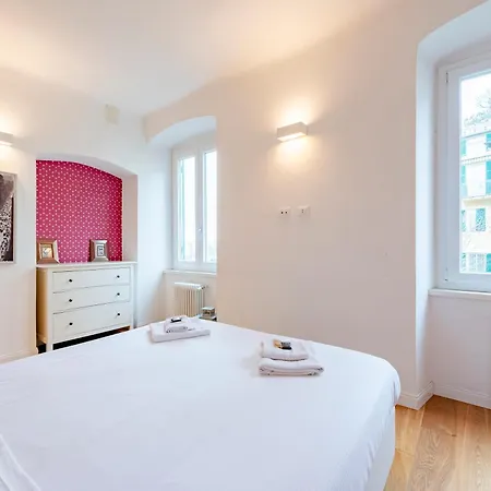 Joivy Family Friendly For 6, Near Royal Palace Museum Genua